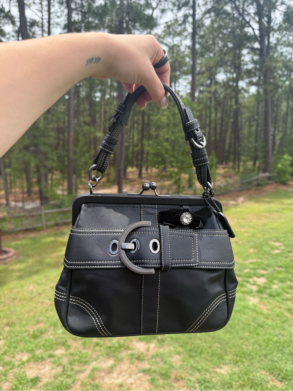 Coach SoHo Belted Kiss-Lock
